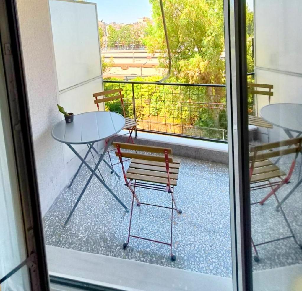 Apartament Stylish Artistic Flat With View, Three Min To Metro Ateny Zewnętrze zdjęcie